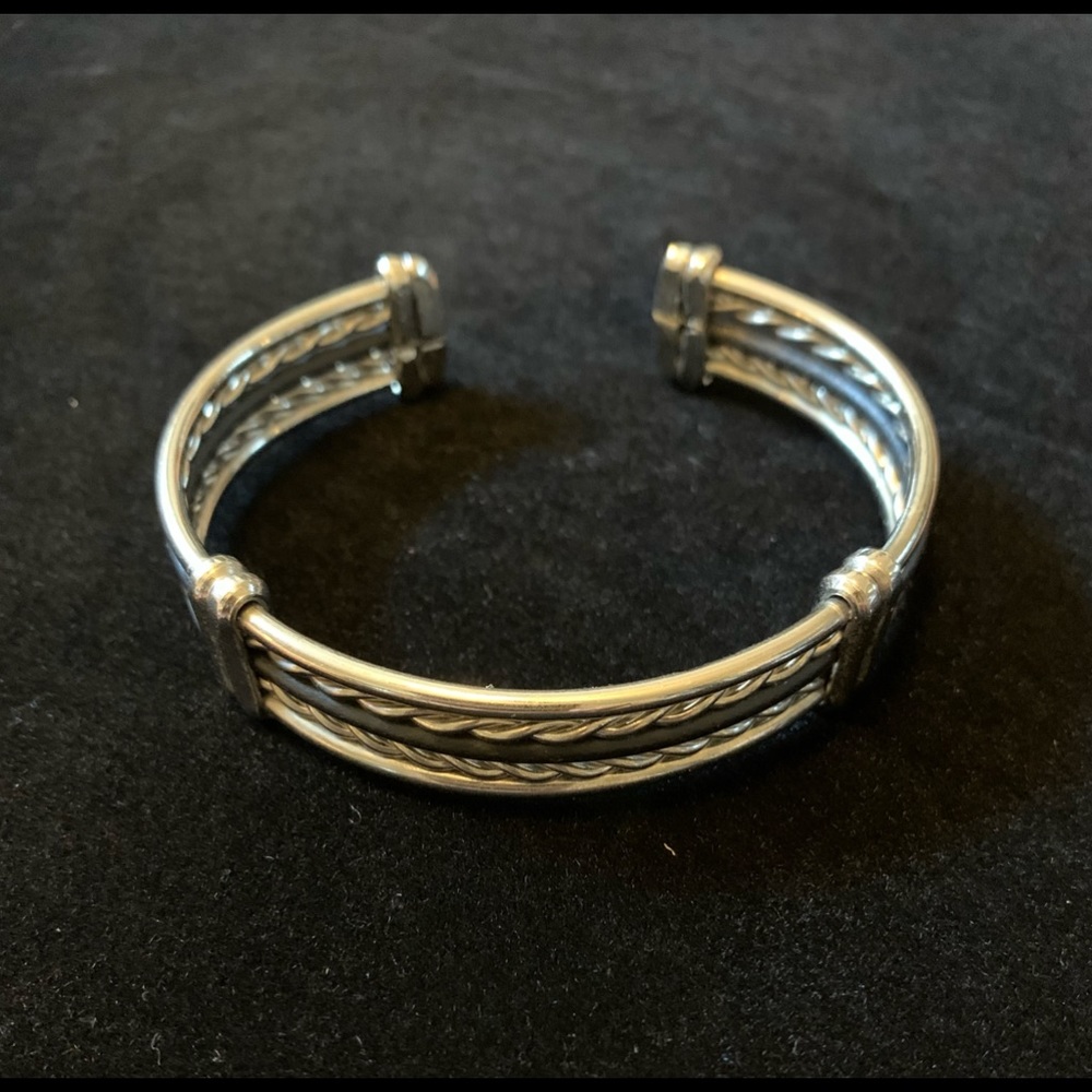 Silver & black leather cuff bracelet - Picture 2 of 3